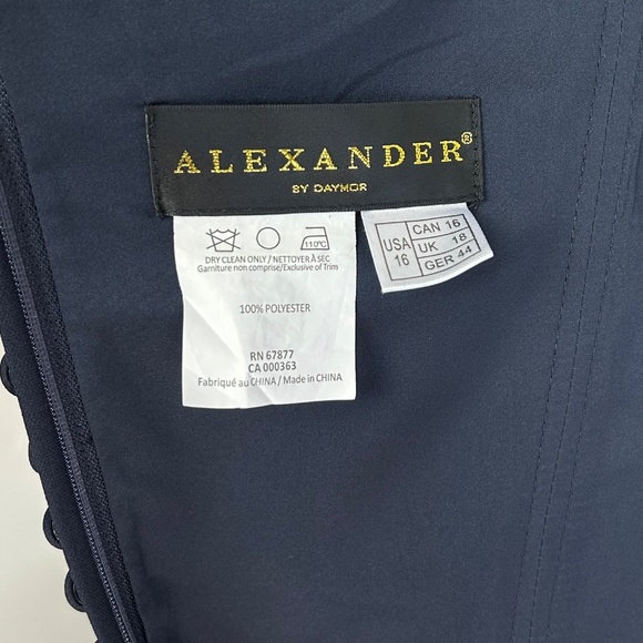 Alexander by Daymor size 16 maxi gown 1060 off shoulder ruffled skirt navy white - Picture 15 of 15